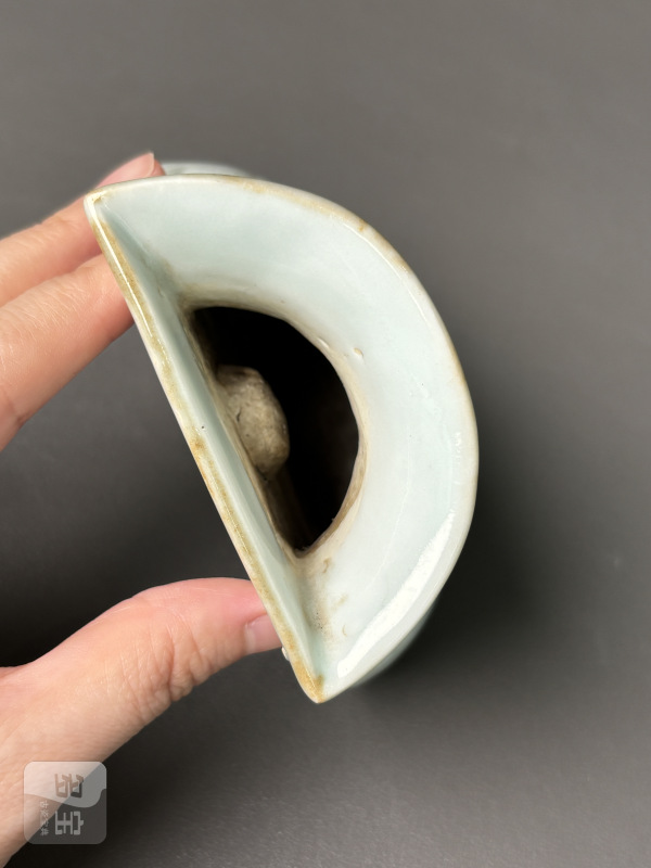 清雍正 墨彩山水人物诗文壁瓶 - 图6